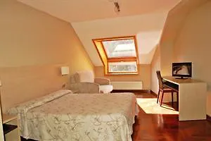 Portazgo Residencia Hotel *